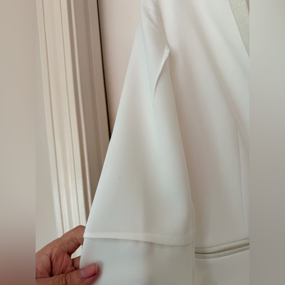 Rag and Bone White Pascal Blazer with Leather Trim on pockets and lapel. Sz 6 - Picture 7 of 14